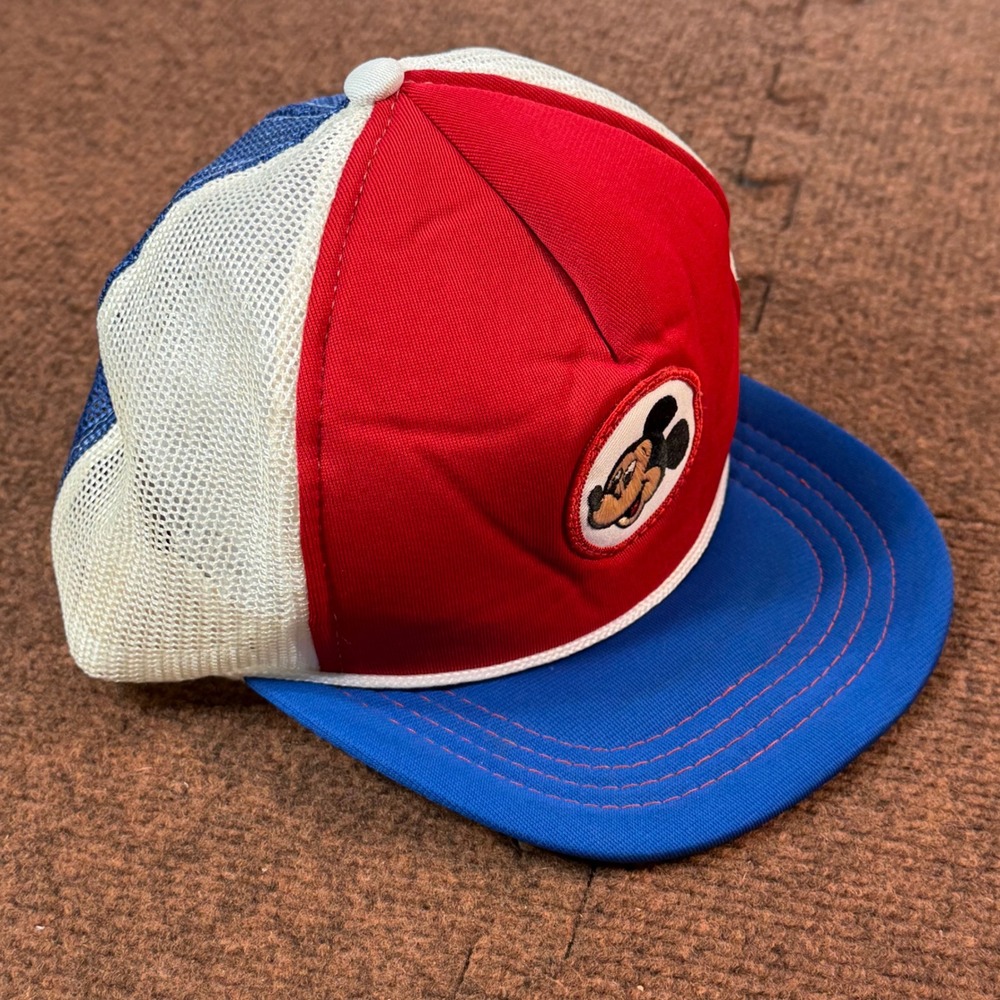 Vintage Disney Mickey Mouse Trucker Hat Red White Blue Snapback Mesh Cap Taiwan